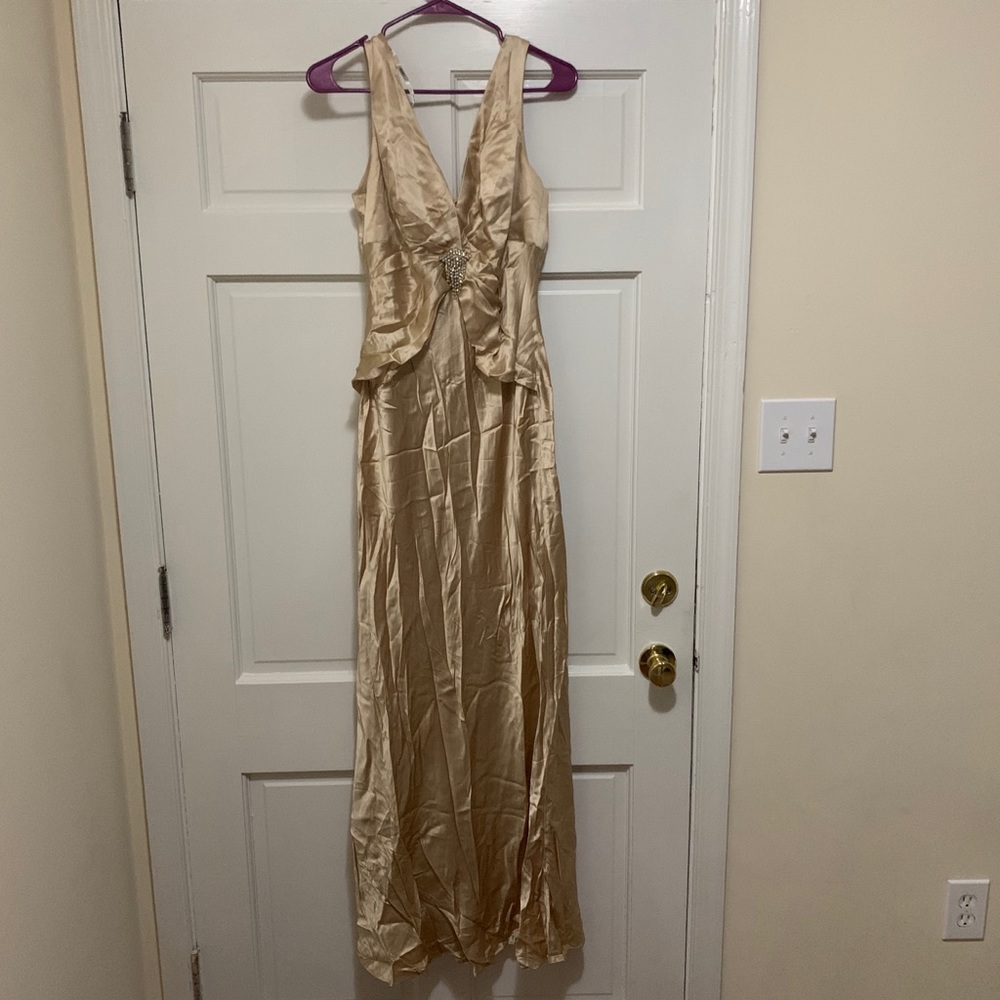 New - Picture 2 of 3